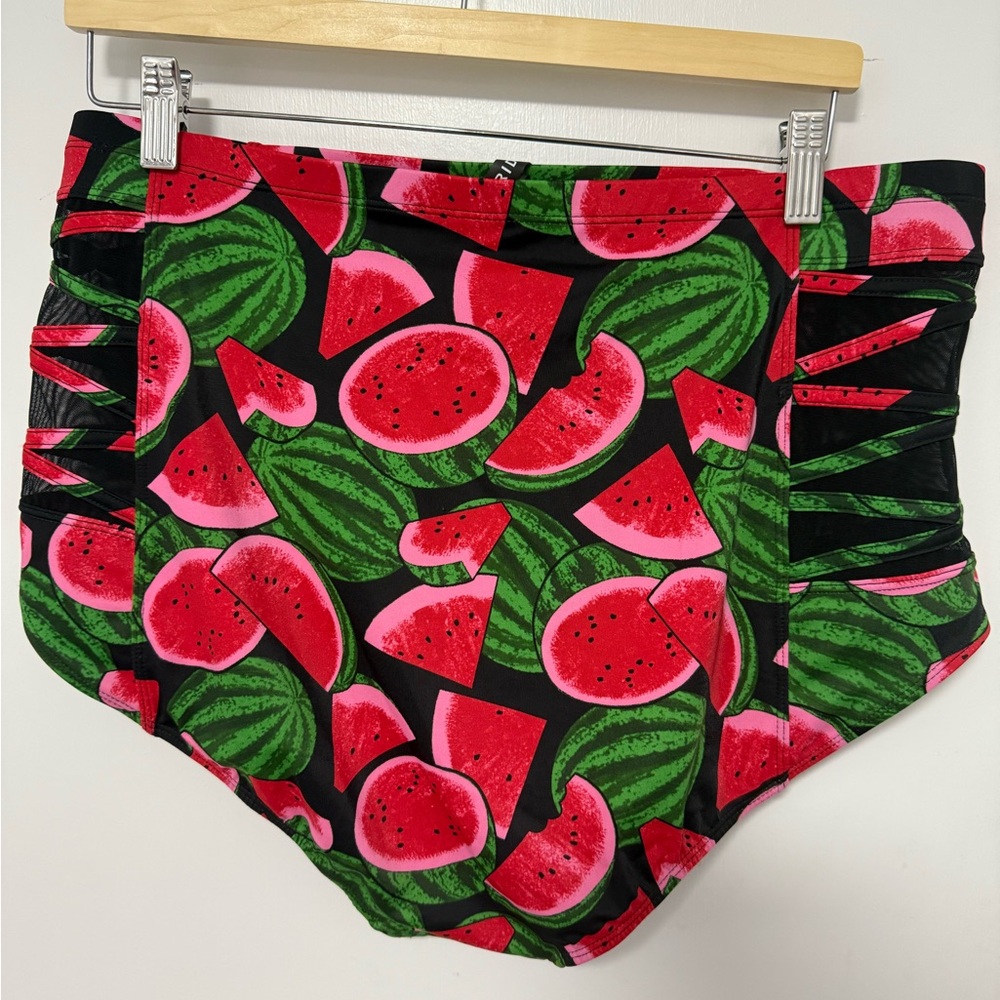 Torrid High Waist Watermelon Print Bottoms- Red and Green 2X - Picture 6 of 9